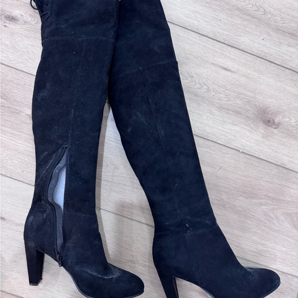 H&M Black Over-the-Knee Boots with Sleek Design